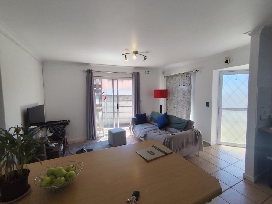 To Let 3 Bedroom Property for Rent in Kenwyn Western Cape